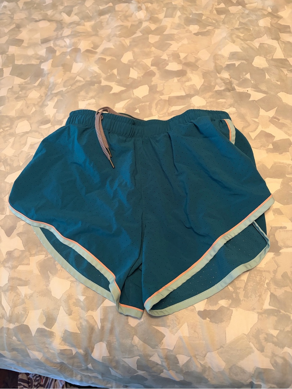 Rabbit running shorts 4in